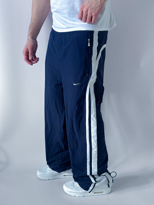 Nike Vintage Trackpants | M