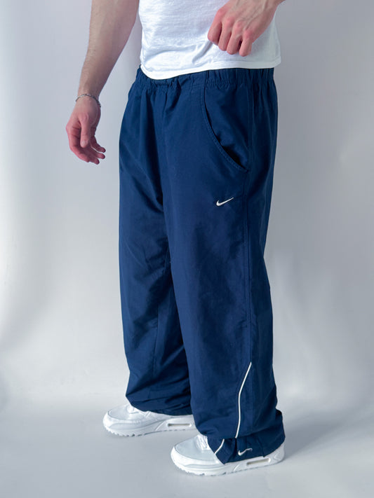 Nike Vintage Trackpants | L