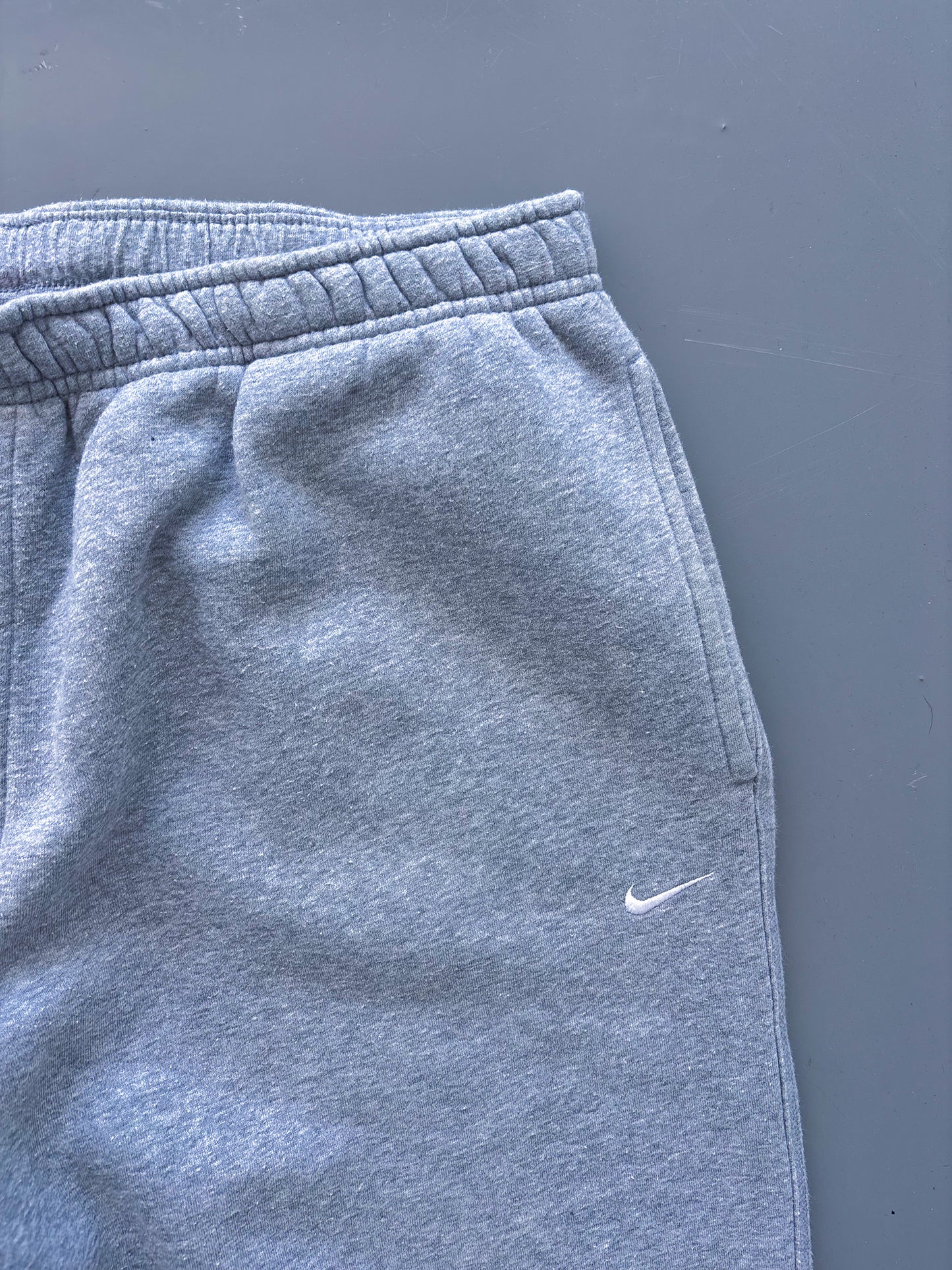 Nike Vintage Trackpants | XL