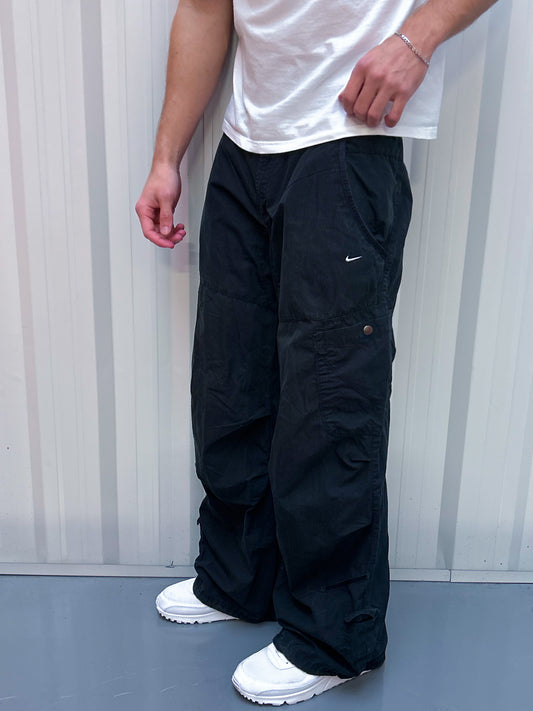 Nike Vintage Trackpants | L