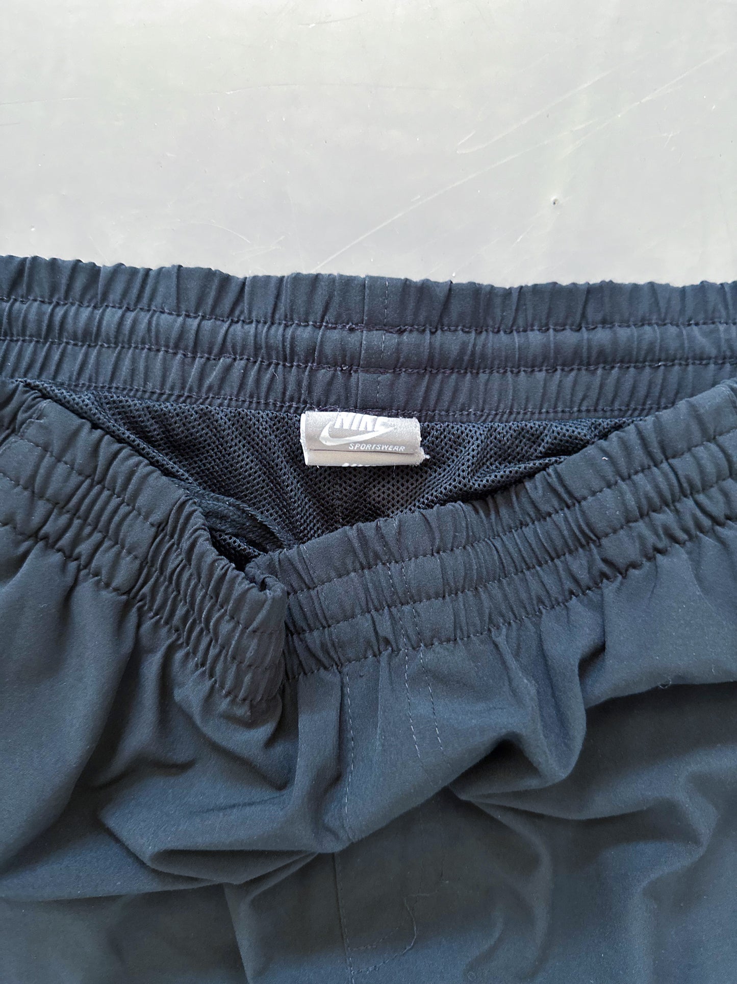 Nike Vintage Trackpants | L