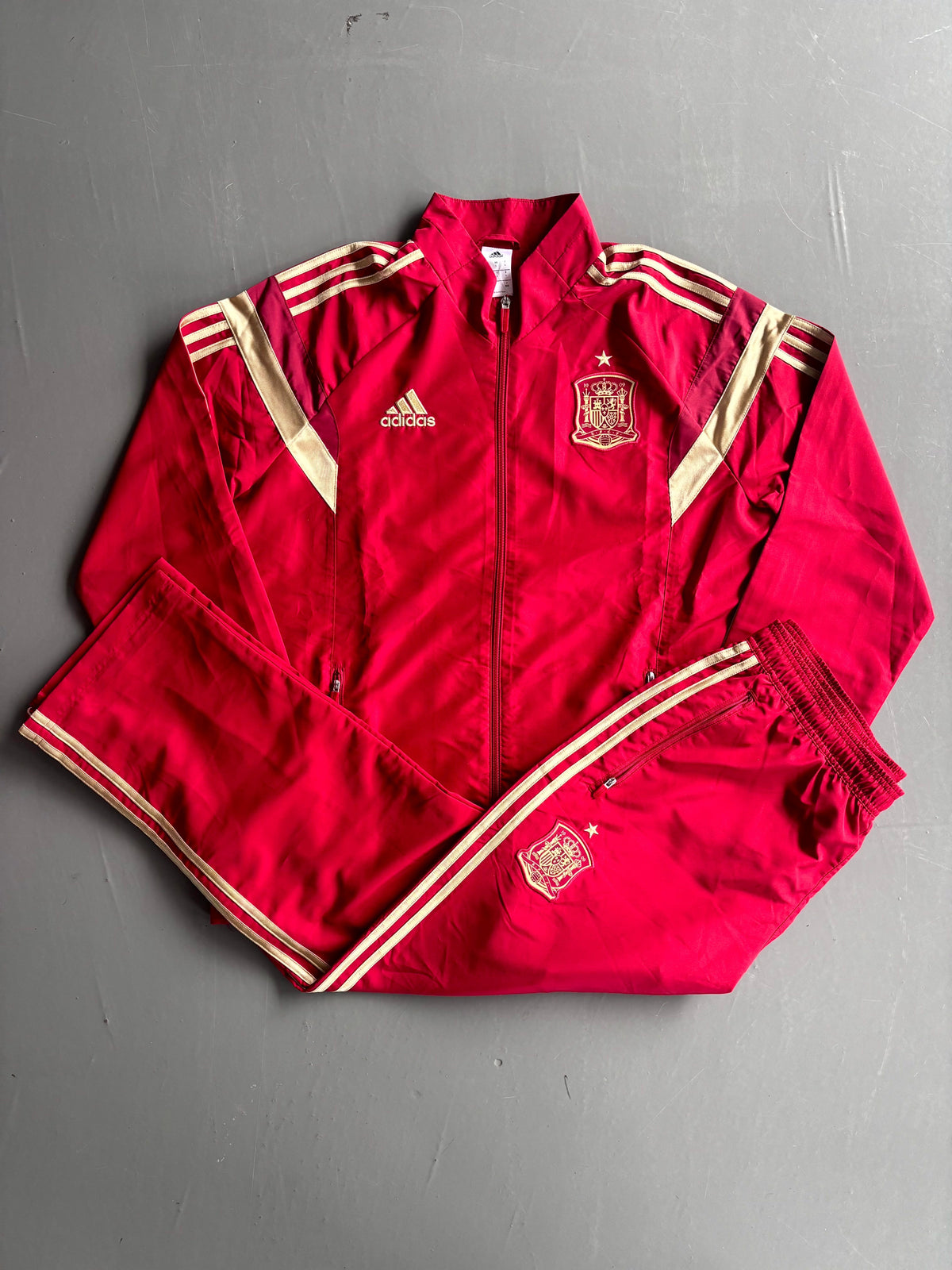 Adidas x Spanien Tracksuit NEU L