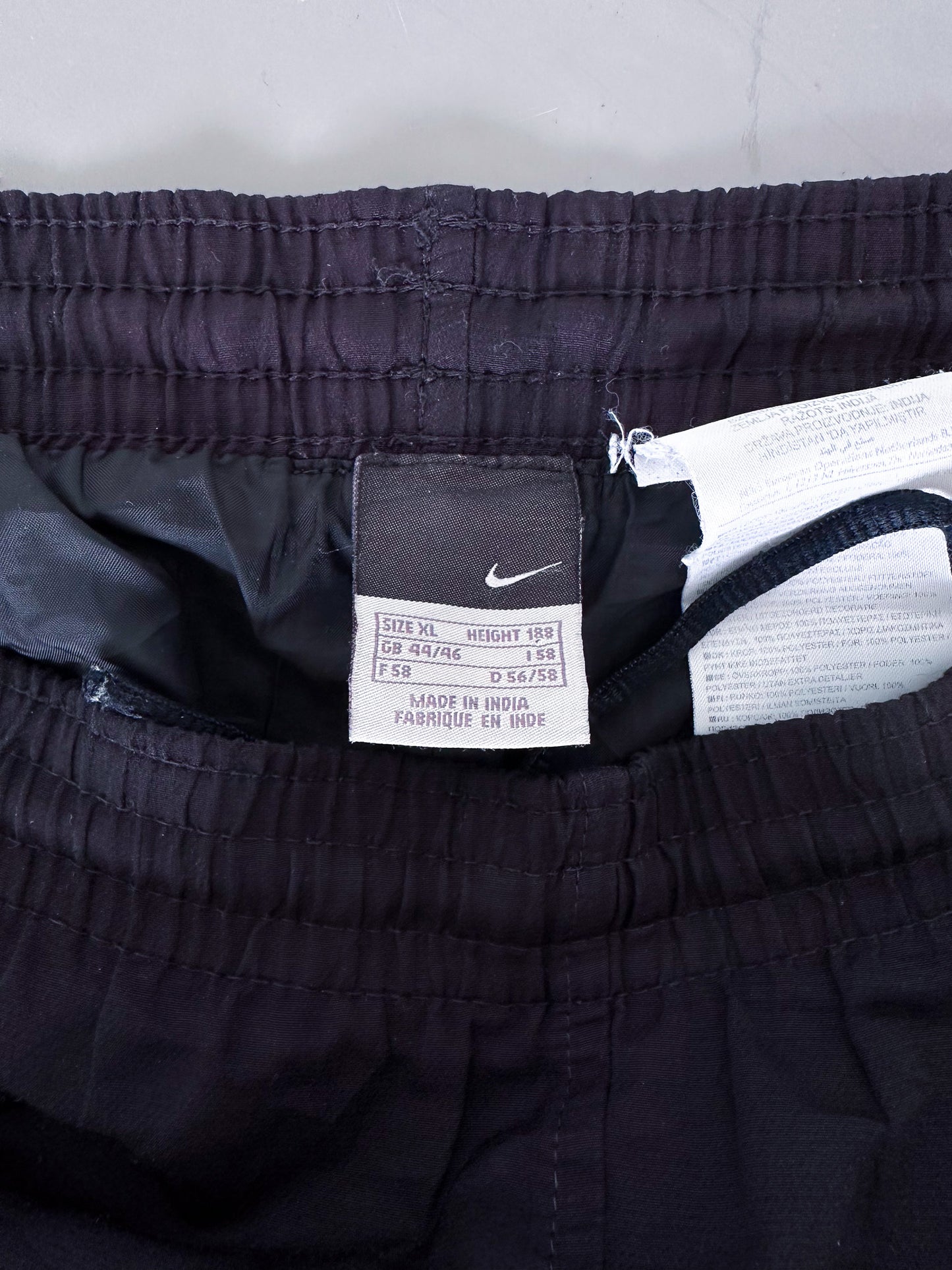 Nike Vintage Trackpants | L