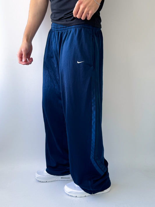 Nike Vintage Trackpants | L
