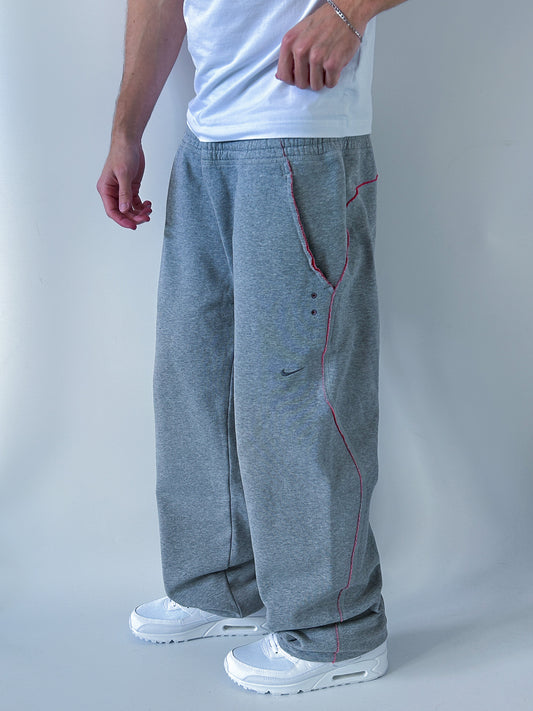 Nike Vintage Trackpants | L