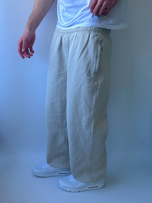 Nike Vintage Sweatpants | M