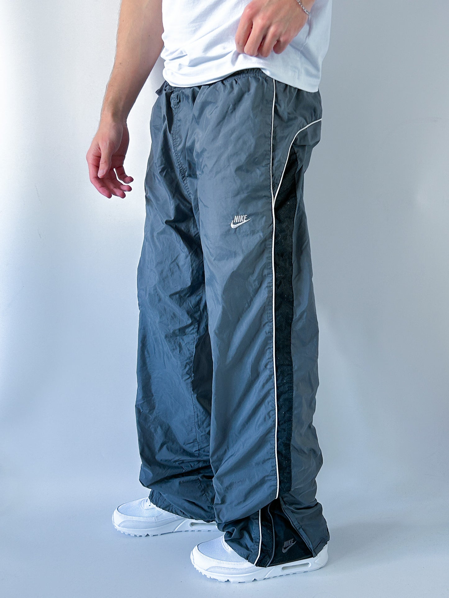 Nike Vintage Trackpants | L