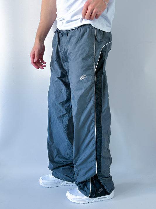 Nike Vintage Trackpants | L