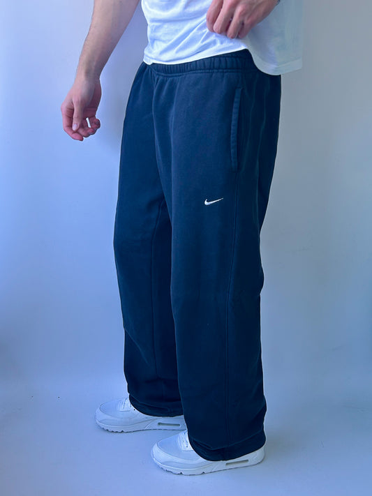 Nike Vintage Open Leg Sweatpants | XL