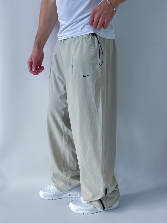 Nike Vintage Trackpants | M