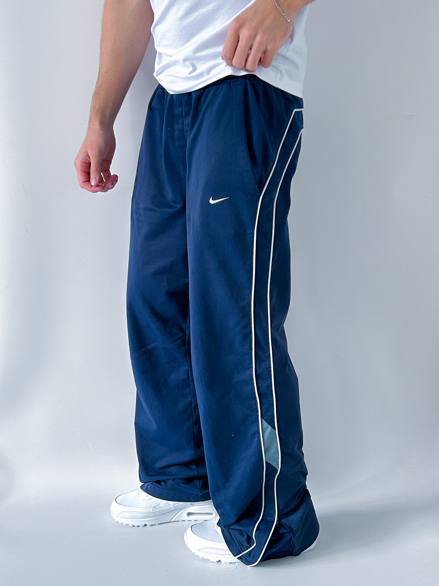 Nike Vintage Trackpants | L