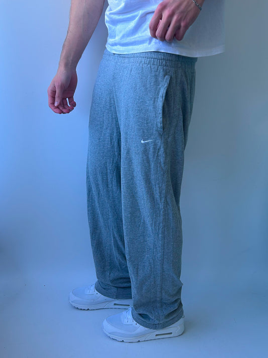 Nike Vintage Sweatpants | S