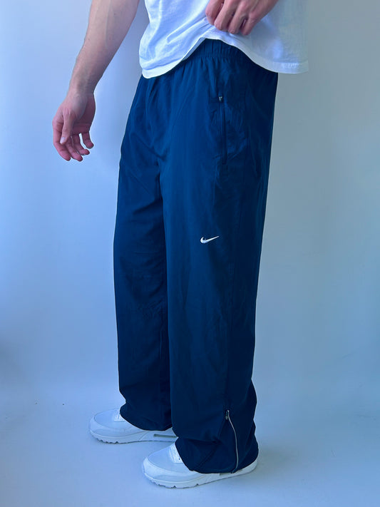 Nike Vintage Trackpants | L