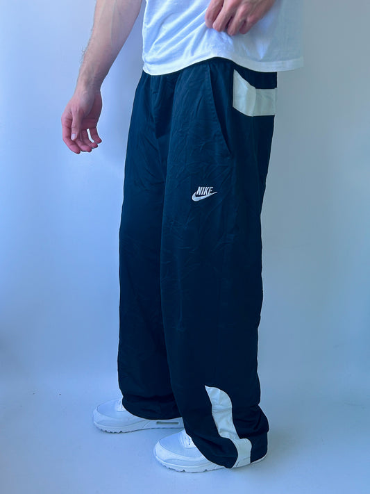 Nike Vintage Trackpants | XL
