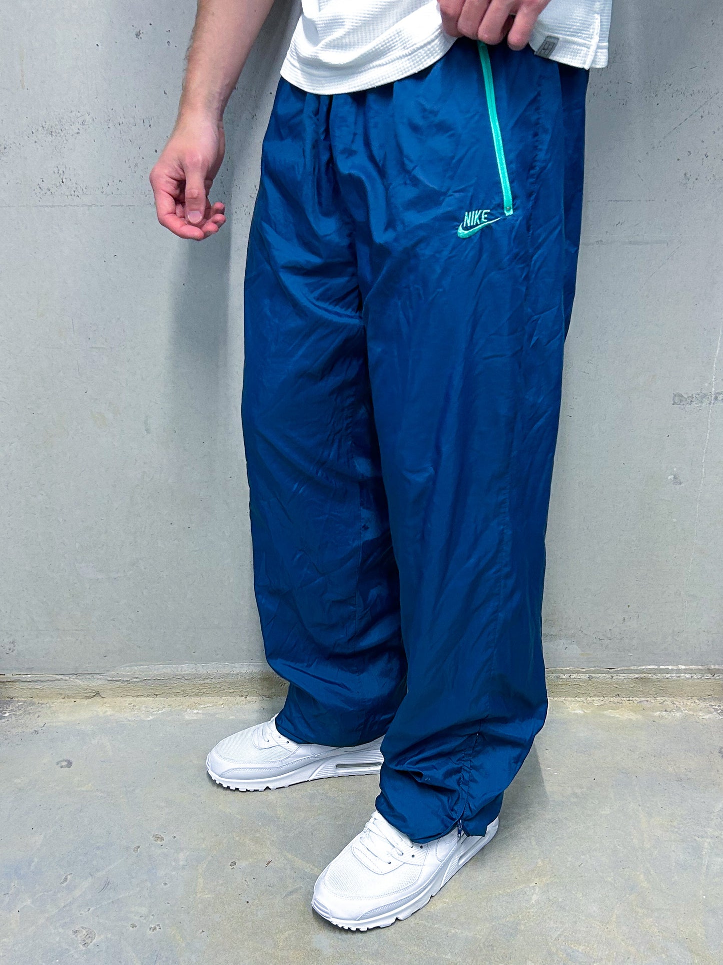 Nike Vintage Trackpants | XL