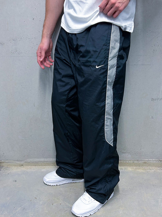 Nike Vintage *Premium* Trackpants | L