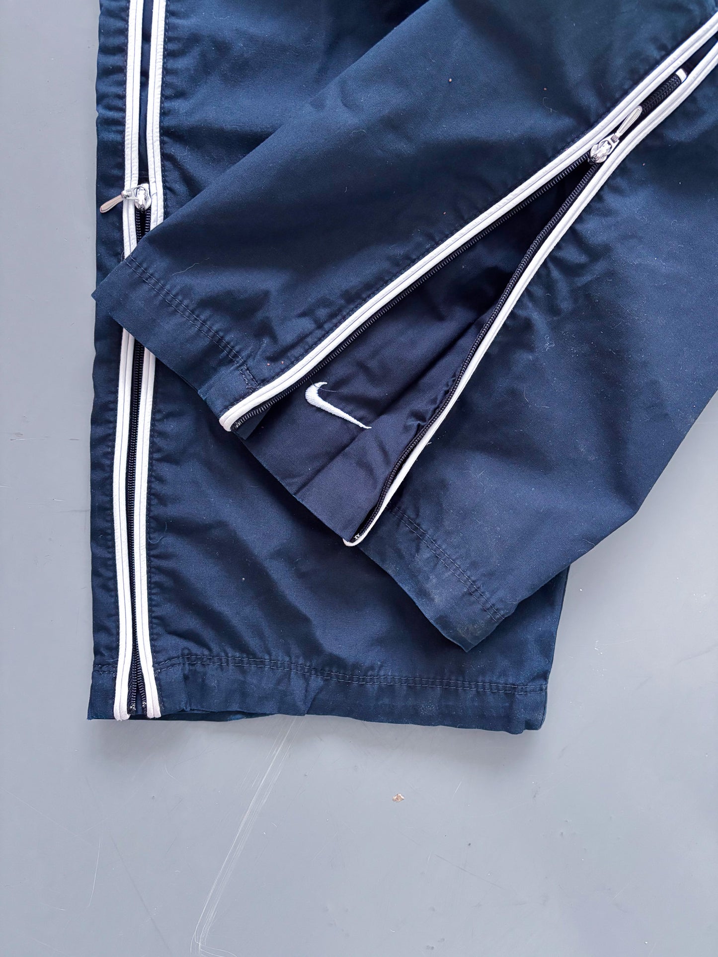 Nike Vintage Trackpants | XS