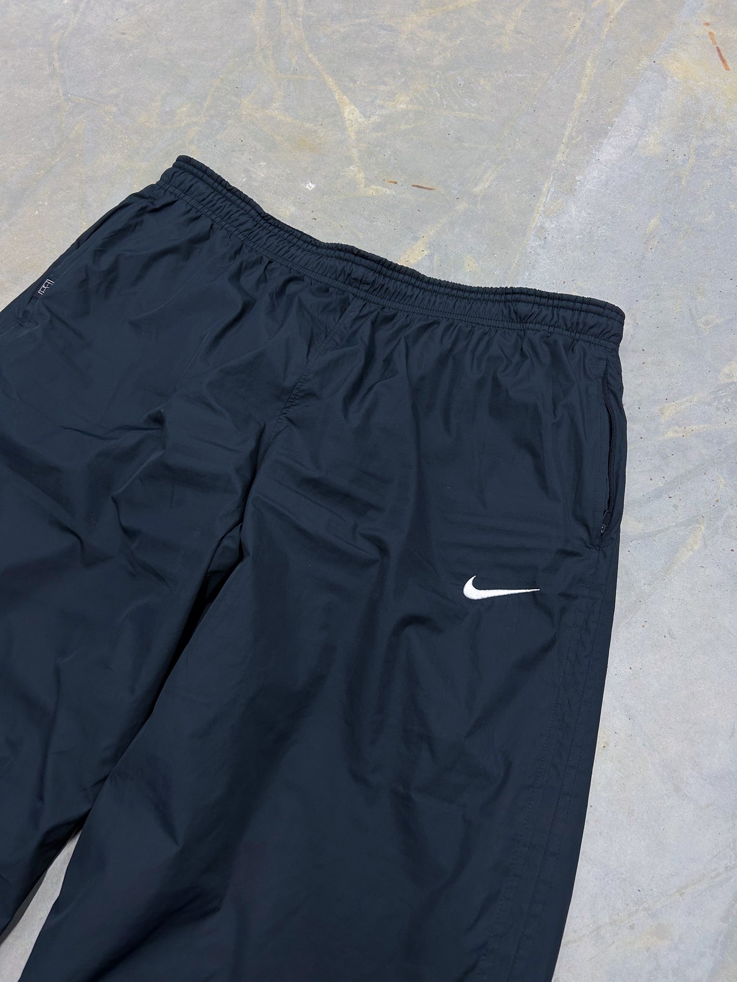 Nike Vintage Trackpants | L