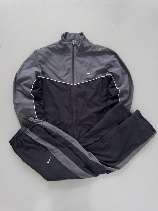 Nike Vintage Tracksuit L