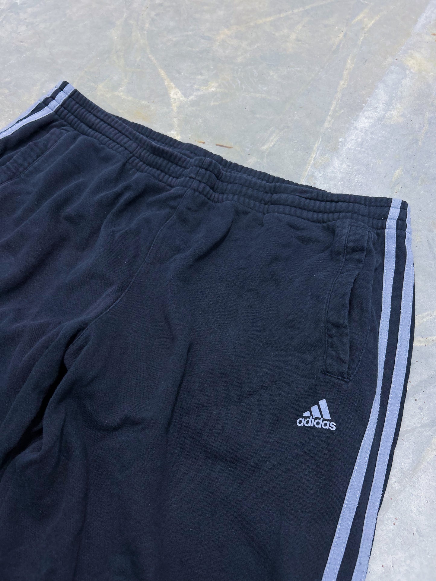 Adidas Vintage Sweatpants | XL