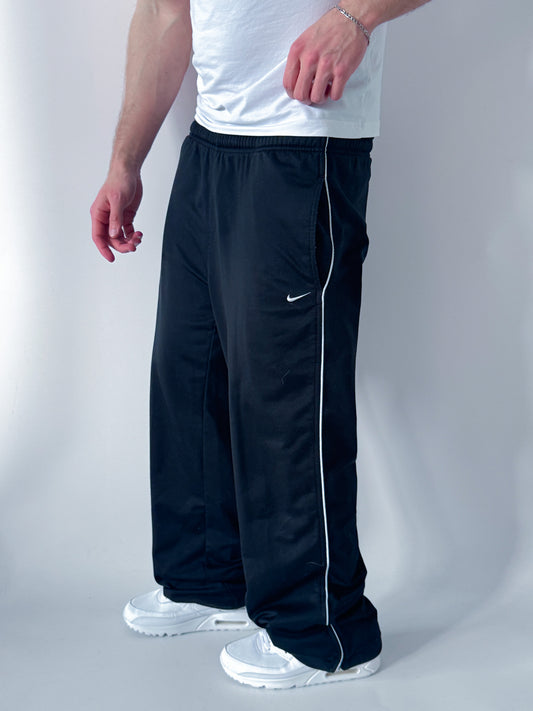 Nike Vintage Trackpants | M