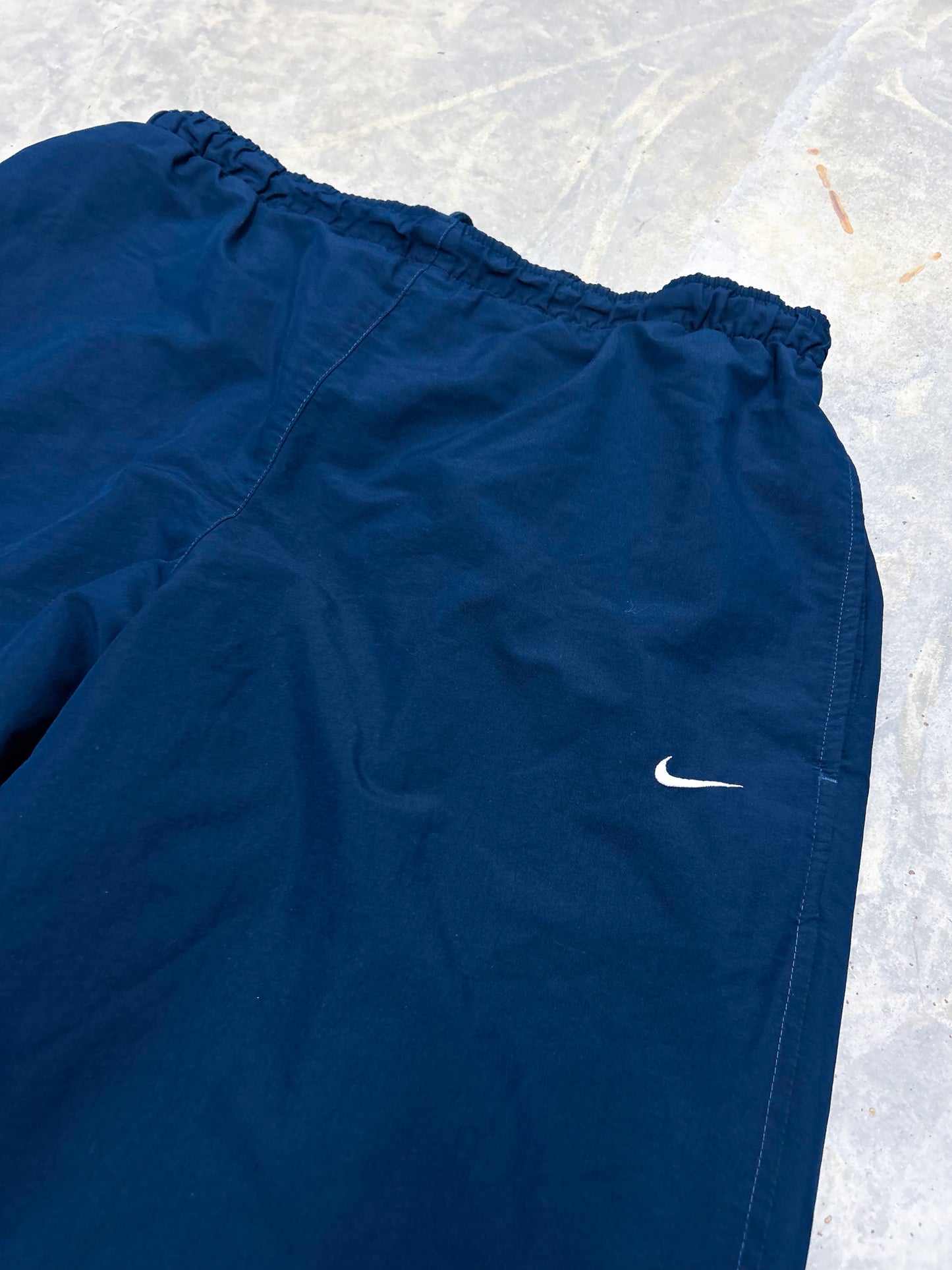 Nike Vintage Trackpants | L