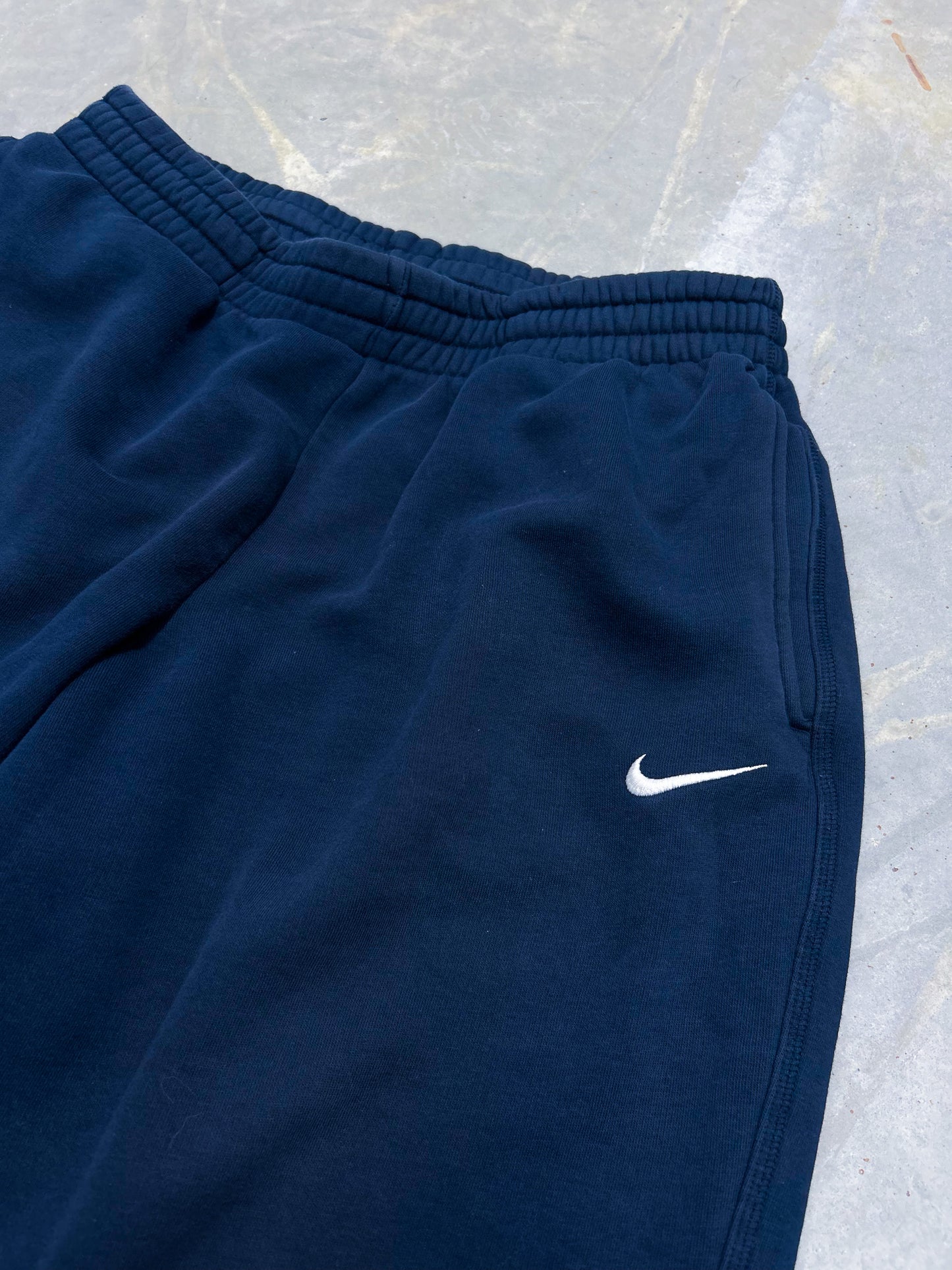 Nike Vintage Open Leg Sweatpants | L