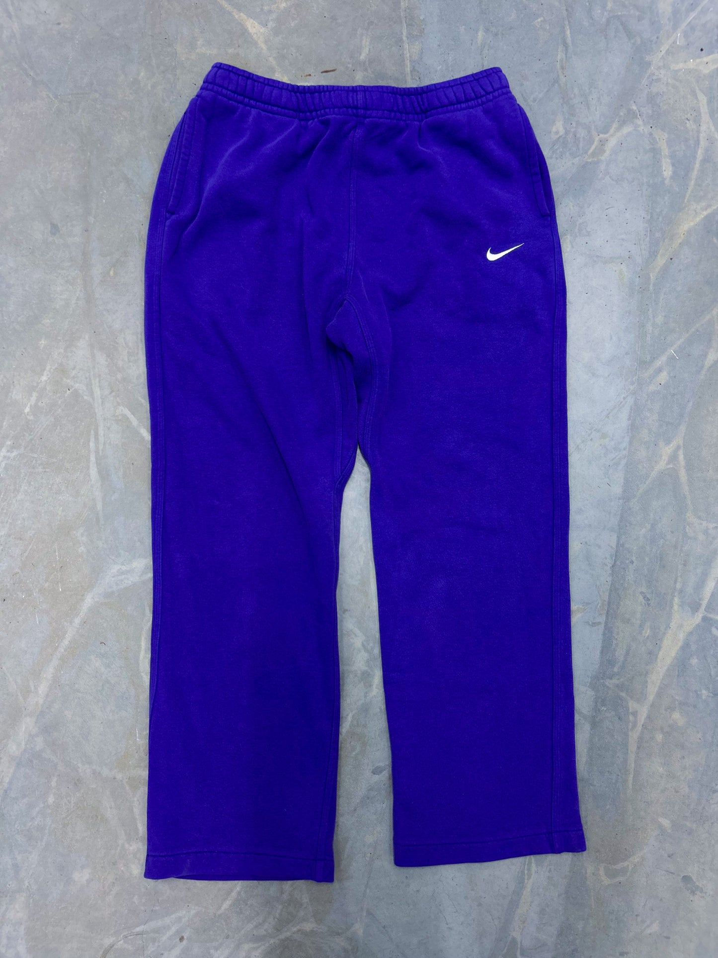 Nike Vintage Open Leg Sweatpants | L