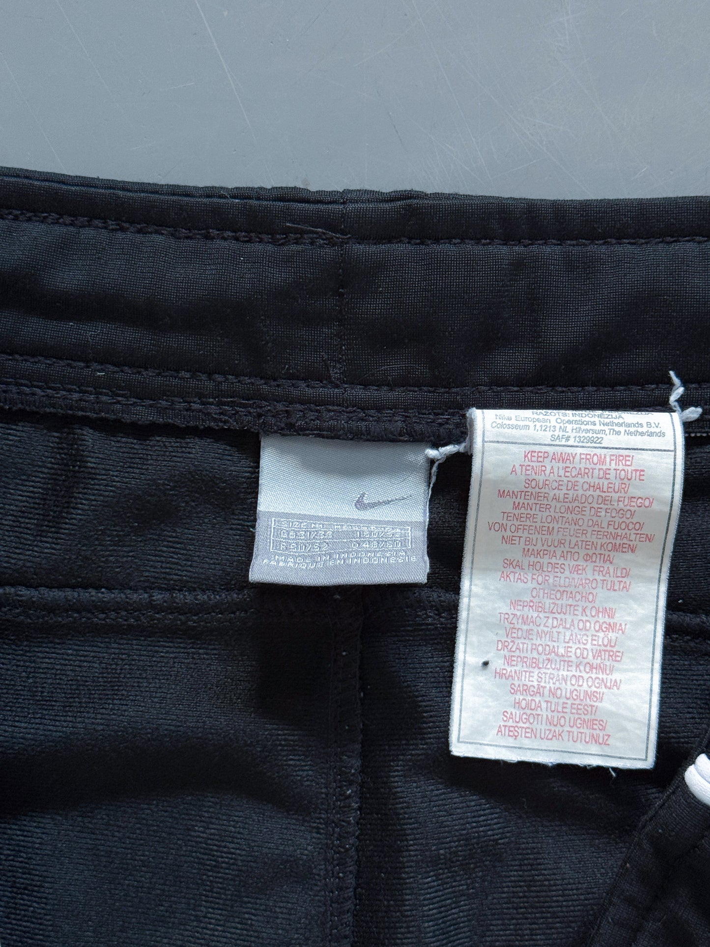 Nike Vintage *PREMIUM* Trackpants | M
