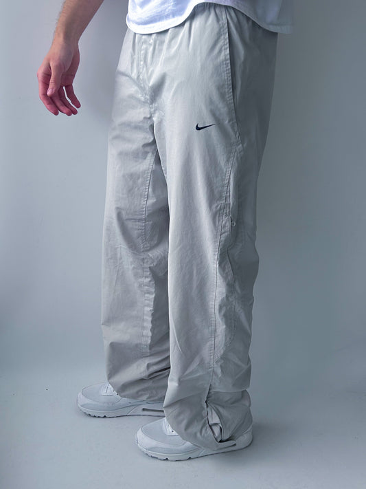 Nike Vintage Trackpants | L