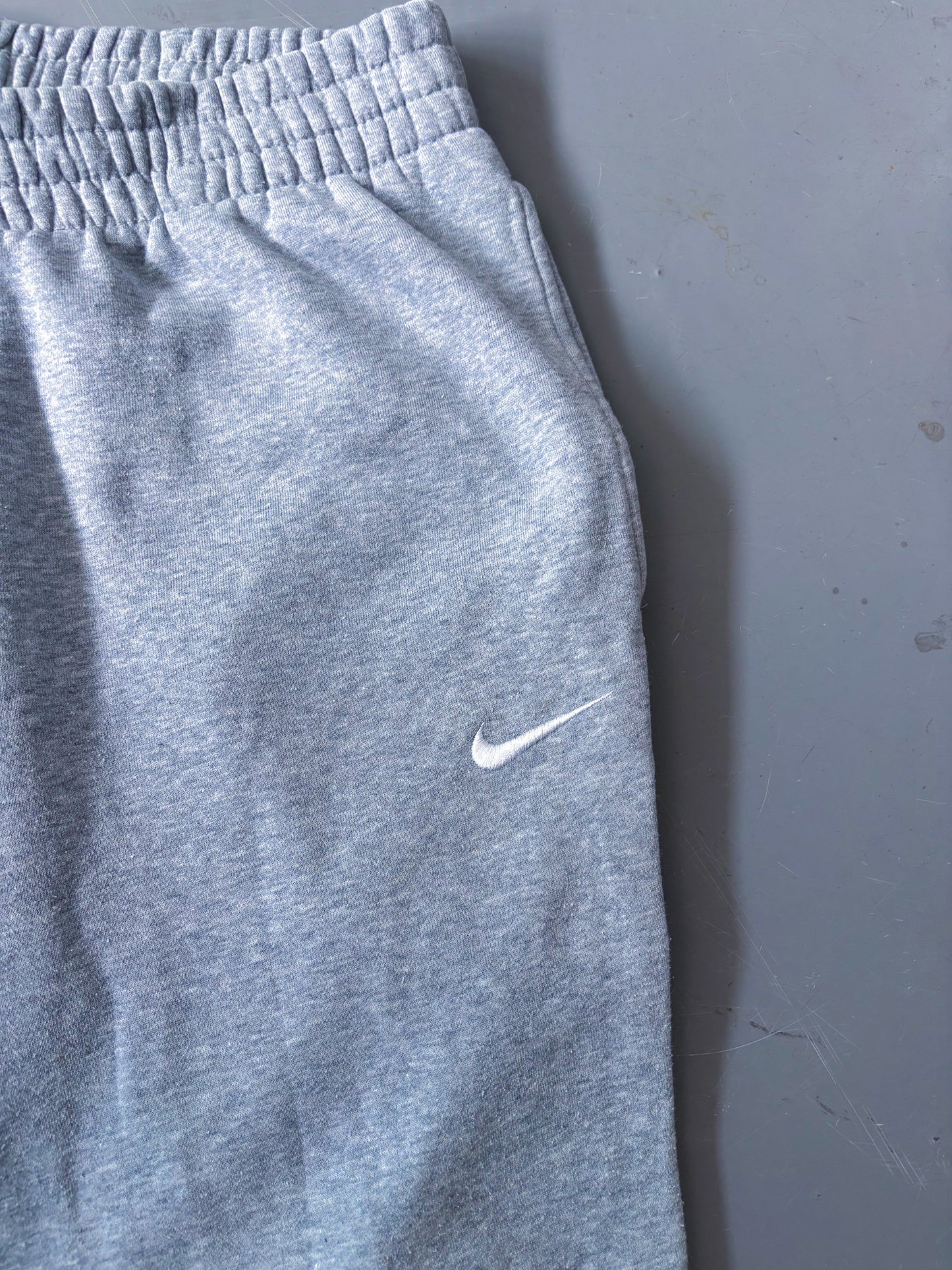 Nike Vintage Sweatpants | L