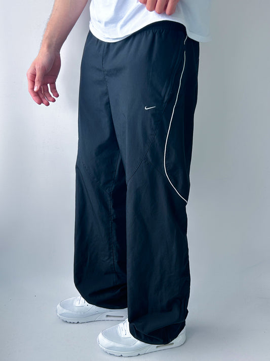Nike Vintage Trackpants | M
