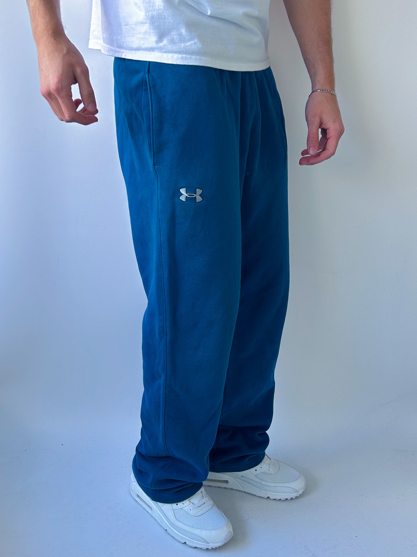 Under Armour Vintage Open Leg Sweatpants | M
