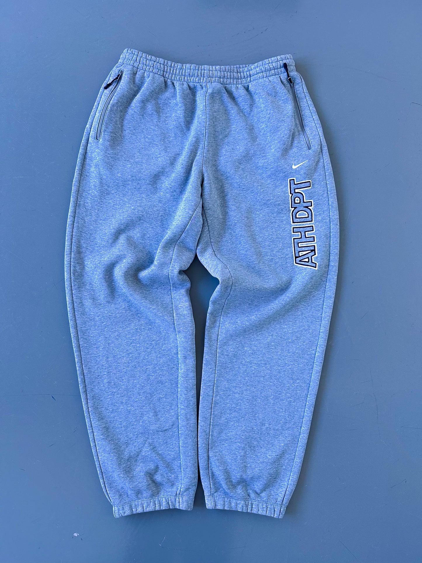 Nike Vintage Trackpants | L