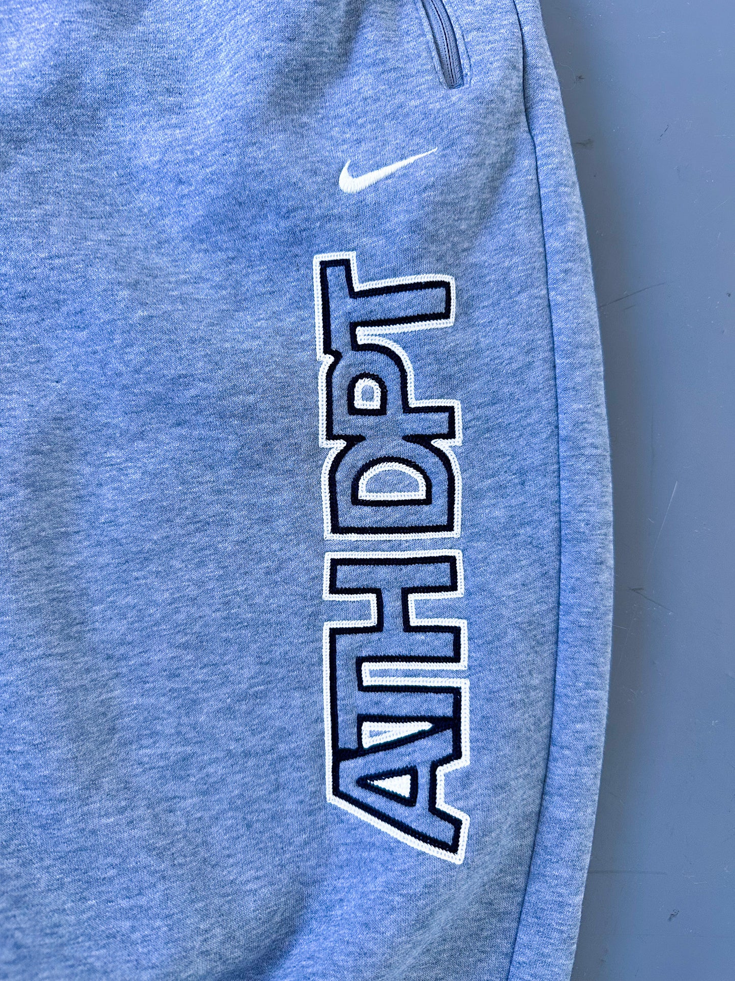 Nike Vintage Trackpants | L