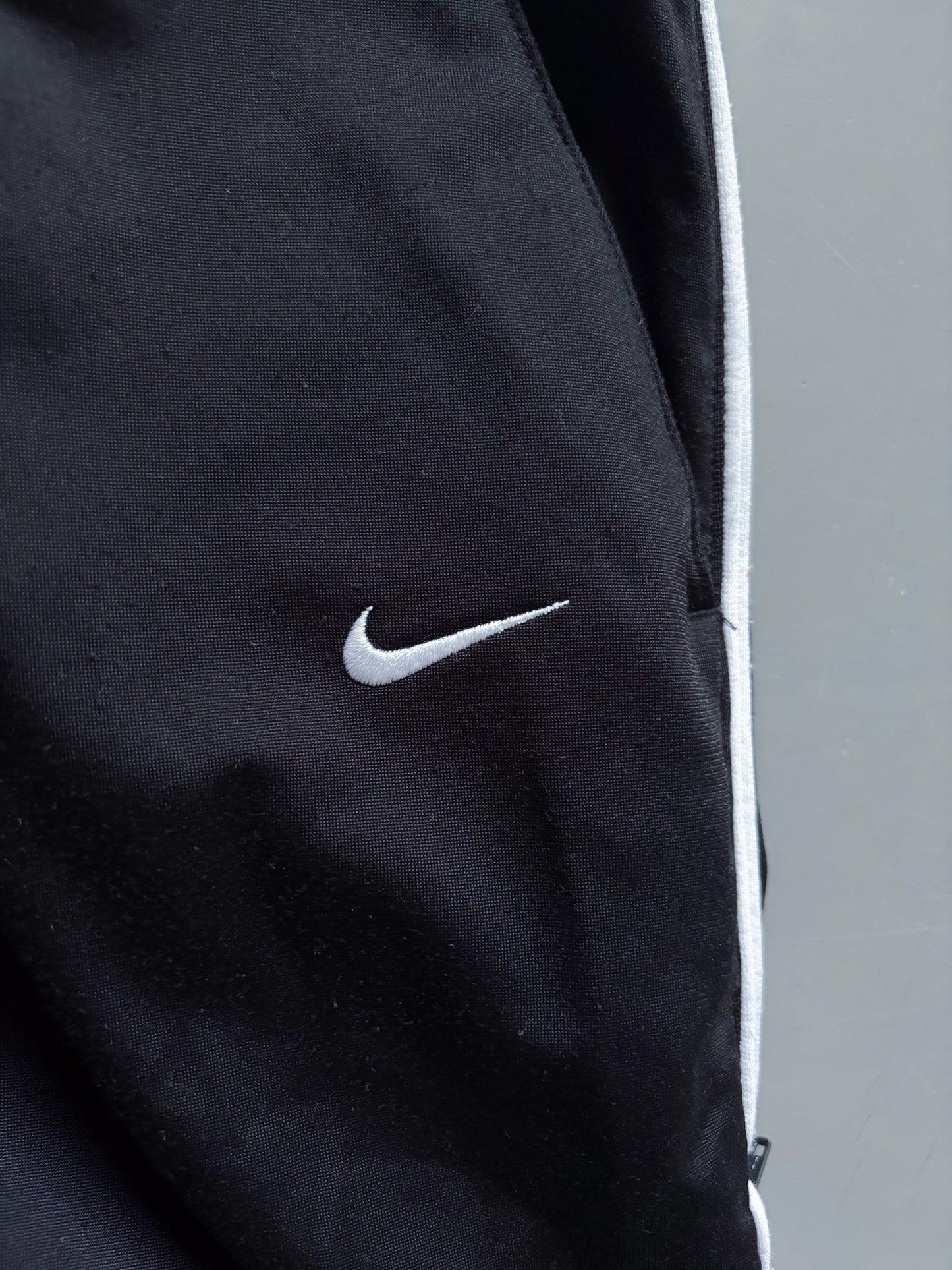 Nike Vintage *PREMIUM* Trackpants | M
