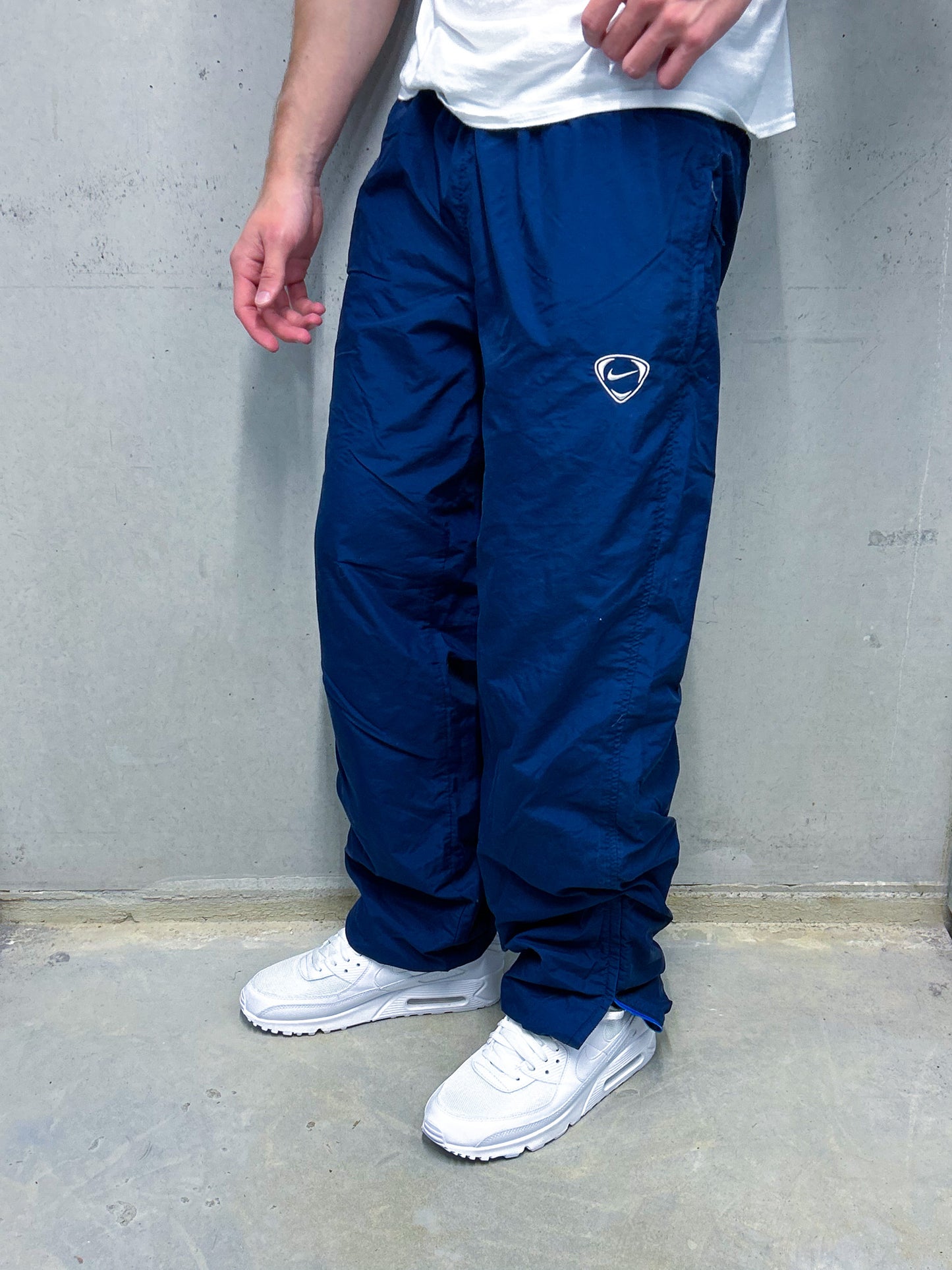 Nike Vintage Trackpants | L