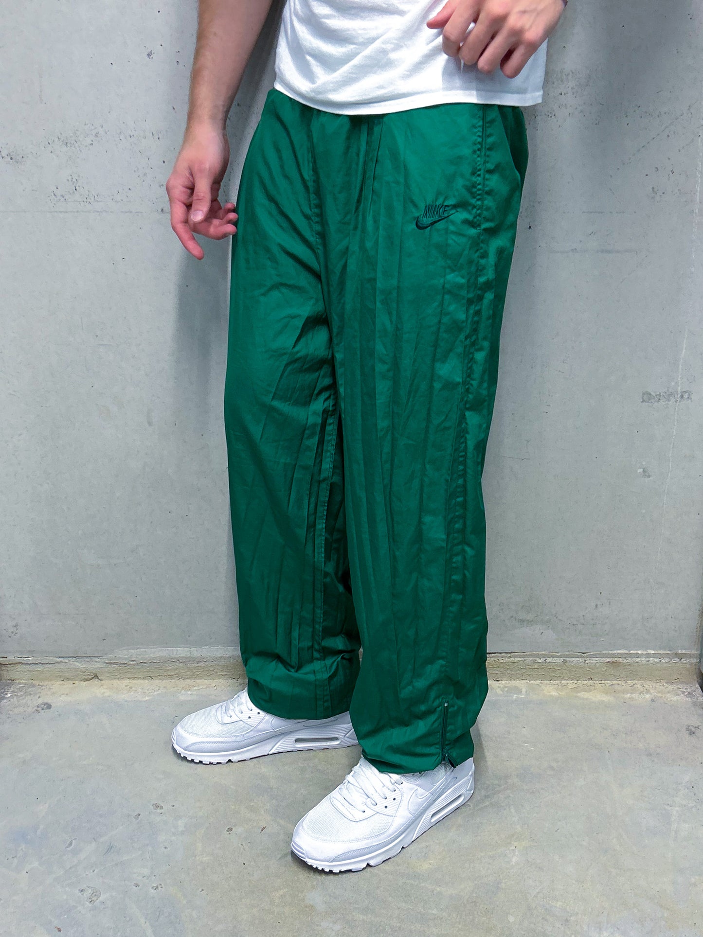 Nike Vintage Trackpants | M