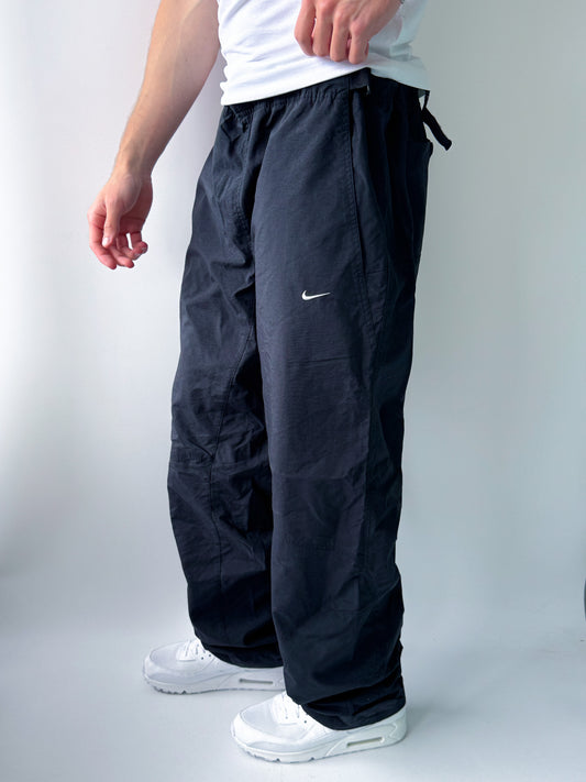Nike Vintage Trackpants | XL