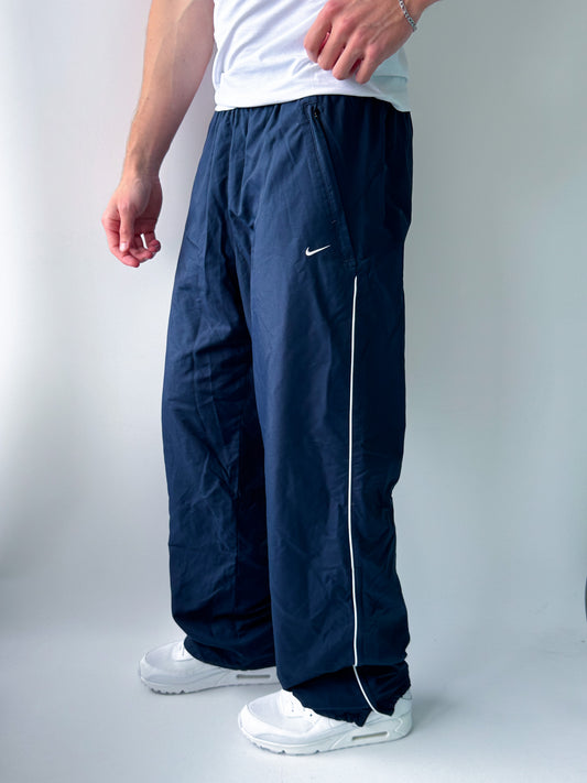Nike Vintage Trackpants | L