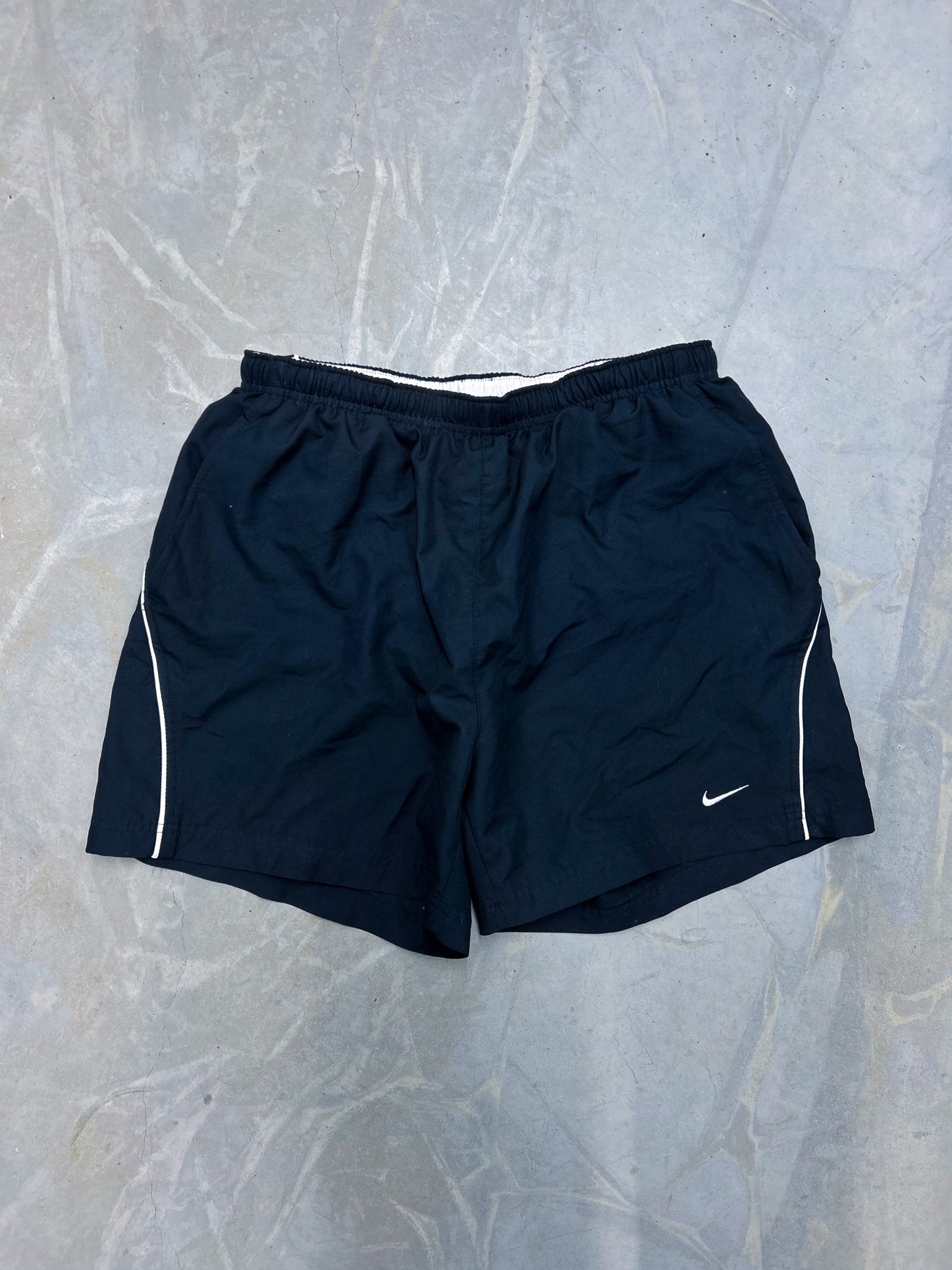 Nike Vintage Shorts | L