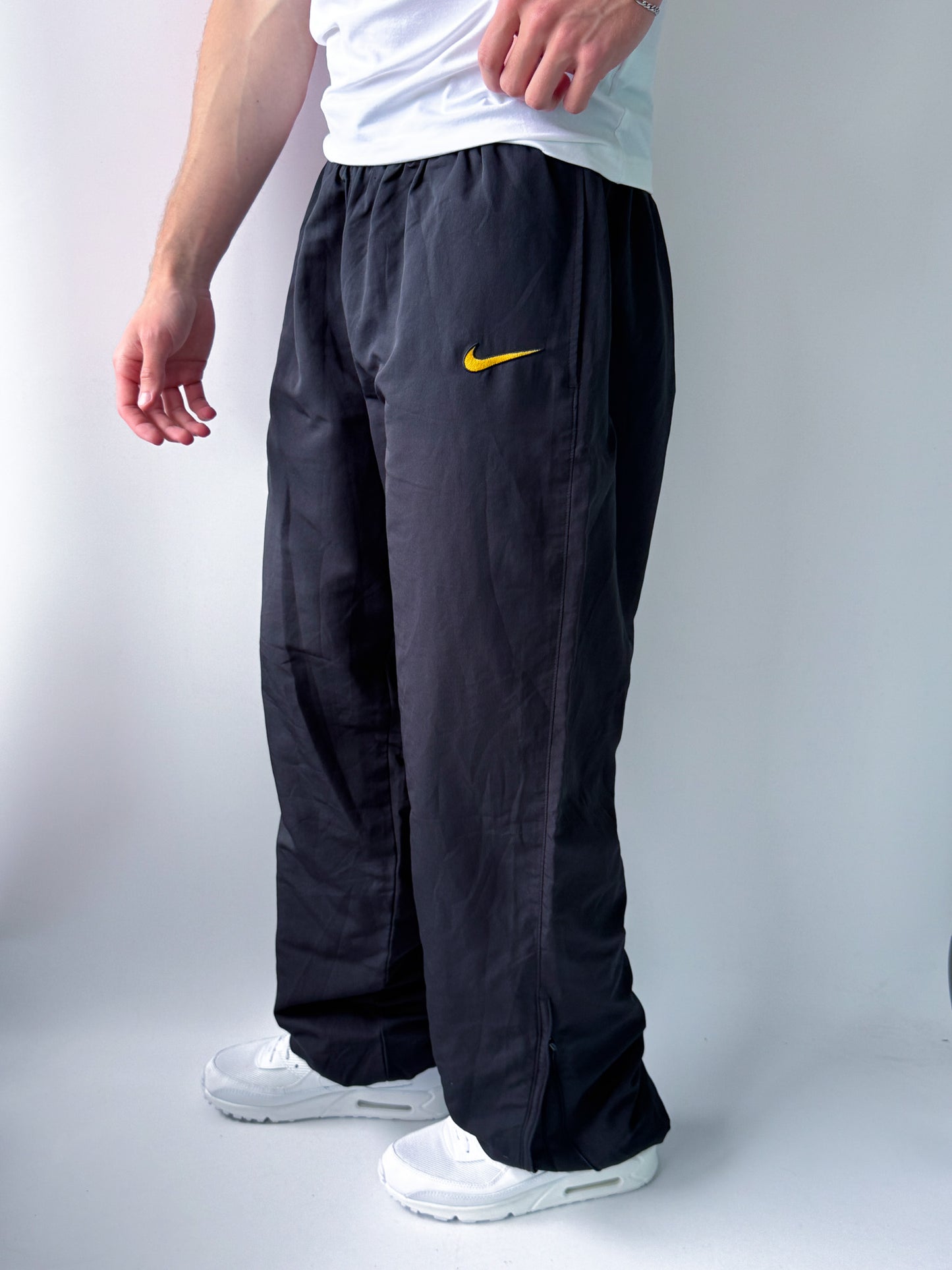 Nike Vintage Trackpants | L