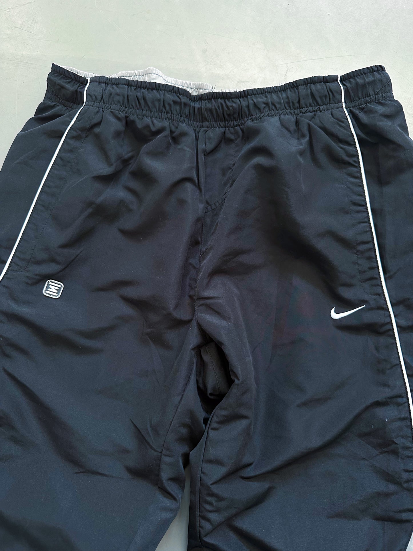 Nike Vintage *SHOX* Trackpants | L