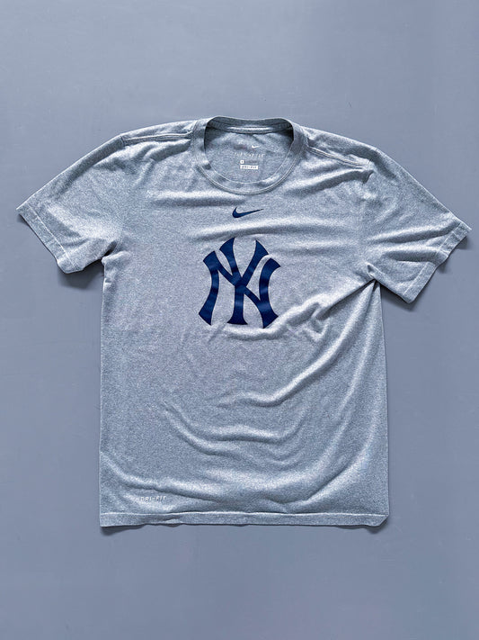 Nike x Yankees Vintage Shirt | S