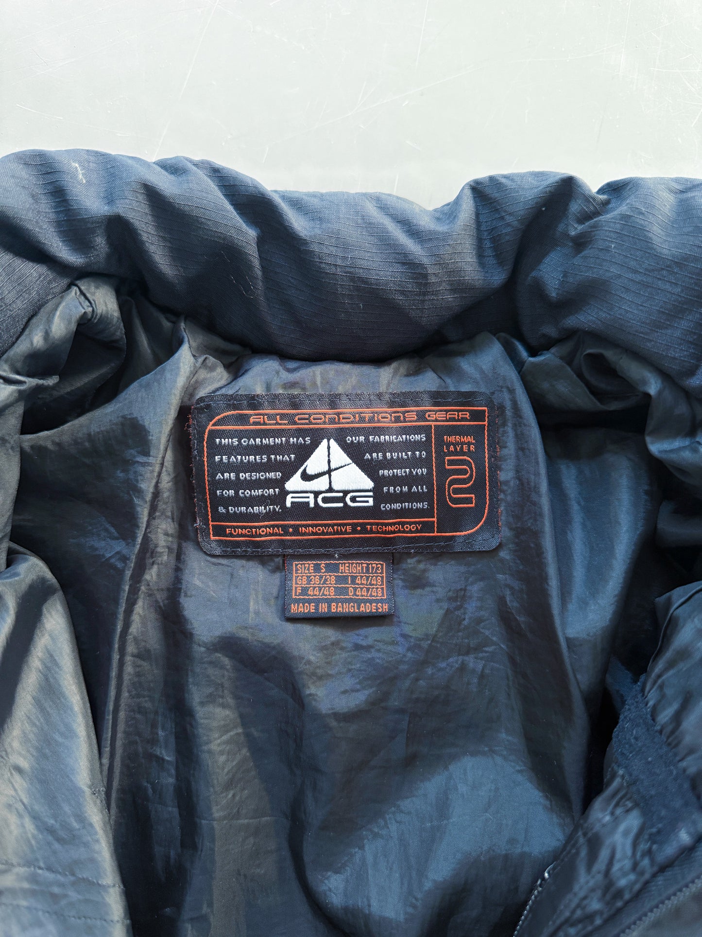 Nike ACG Vintage Puffer / Winter Jacket | S