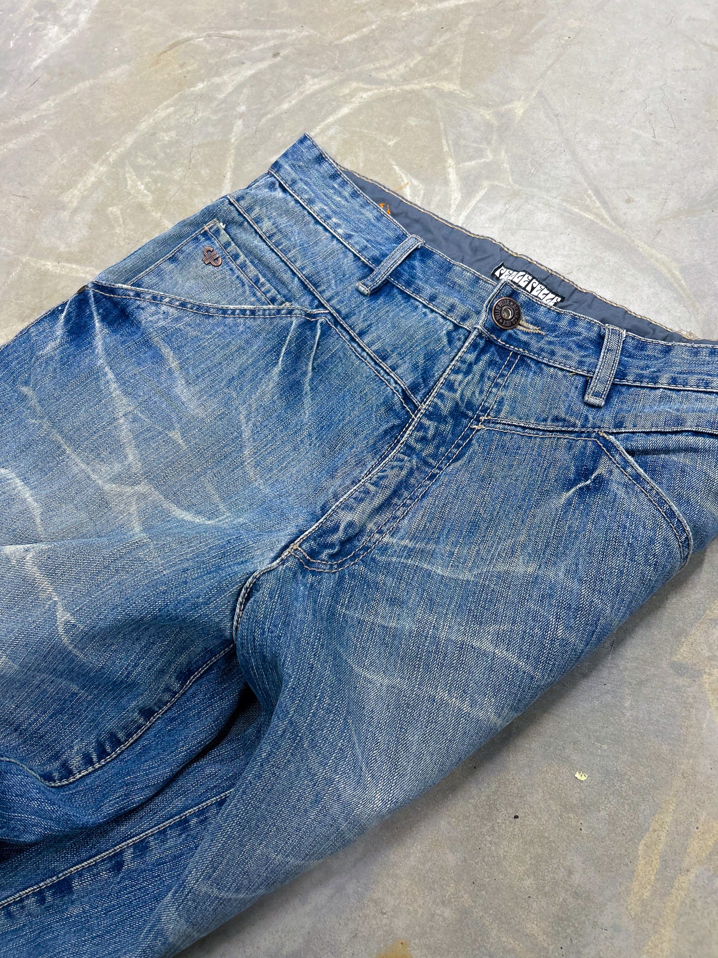 Pelle Pelle *Premium* Vintage Baggy Jeans | L