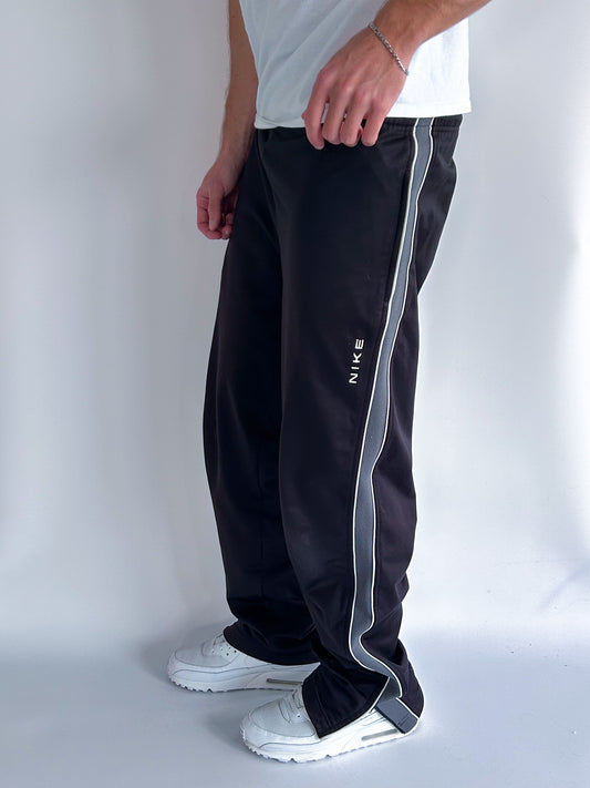 Nike Vintage Trackpants | M