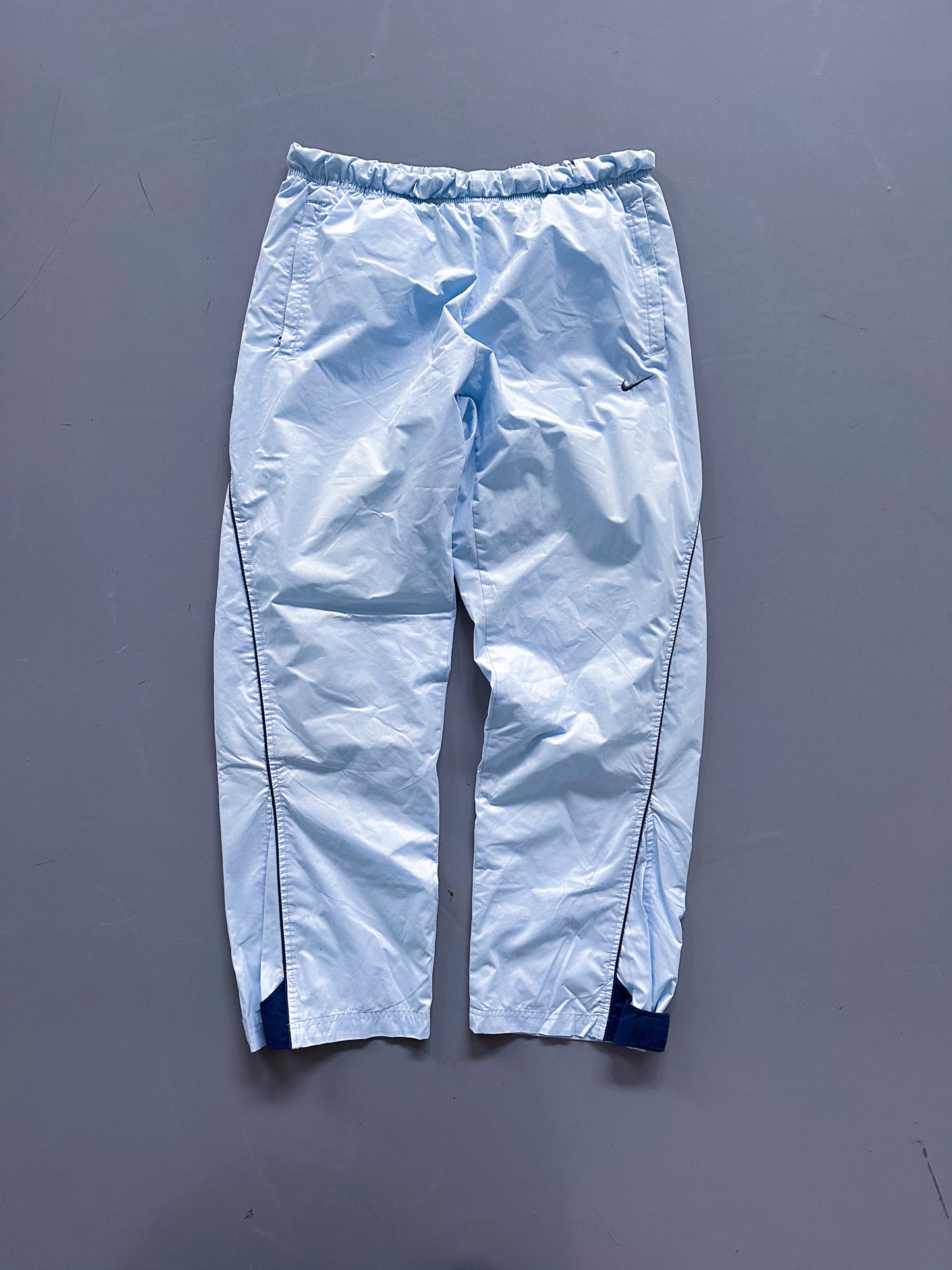 Nike Vintage *BABYBLUE* Trackpants | L