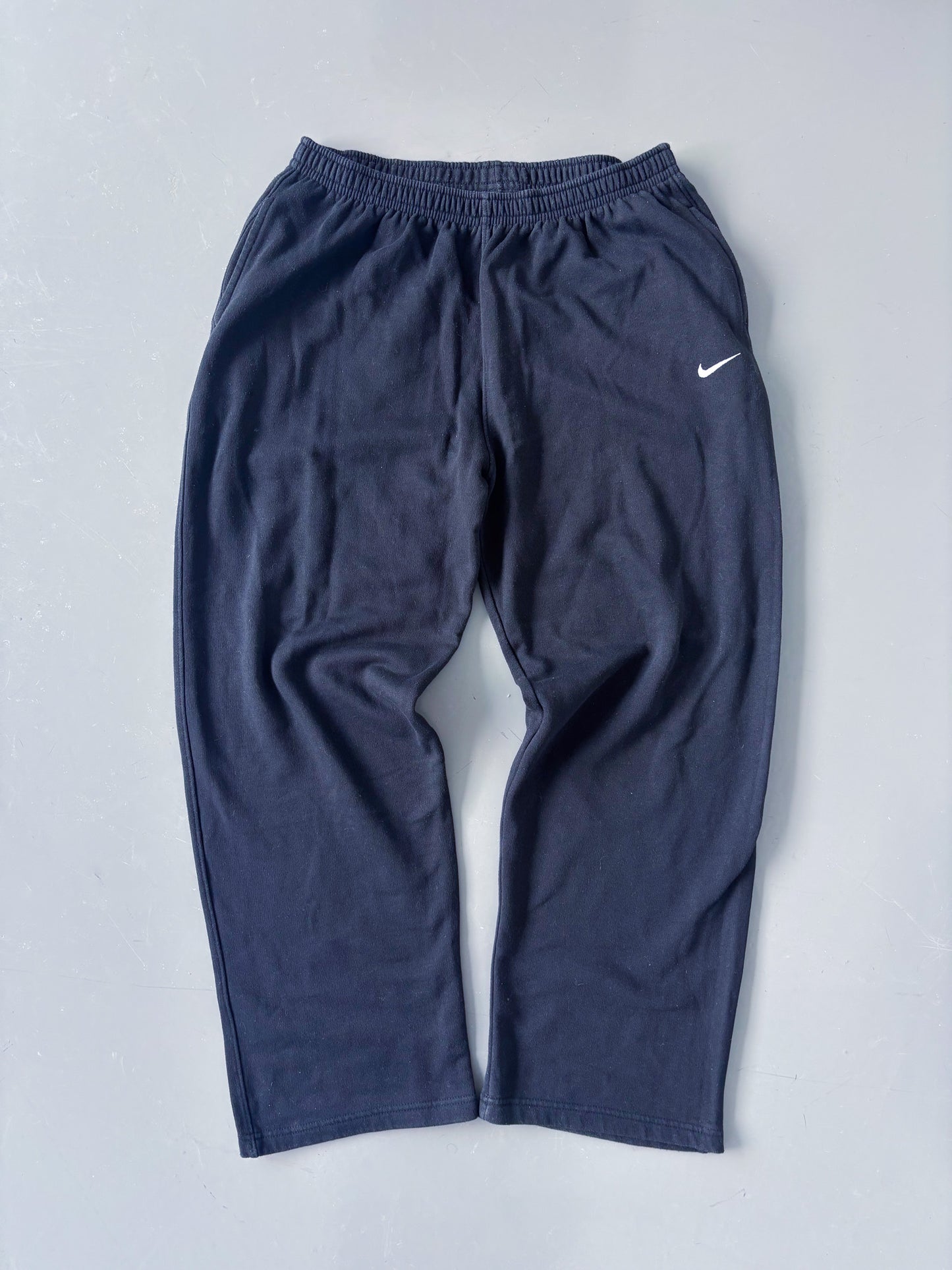 Nike Vintage *OPEN LEG* Sweatpants | L