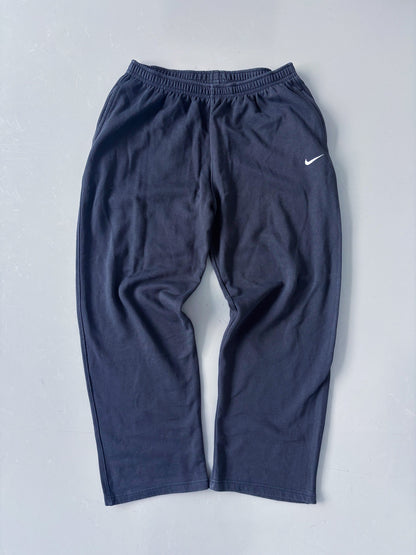 Nike Vintage *OPEN LEG* Sweatpants | L